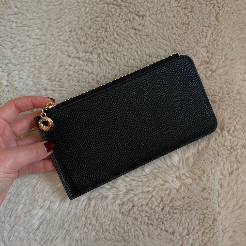 Black wallet ✨ *brand new*